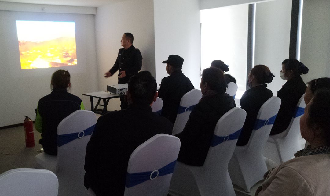 消防1.jpg 消防1.jpg