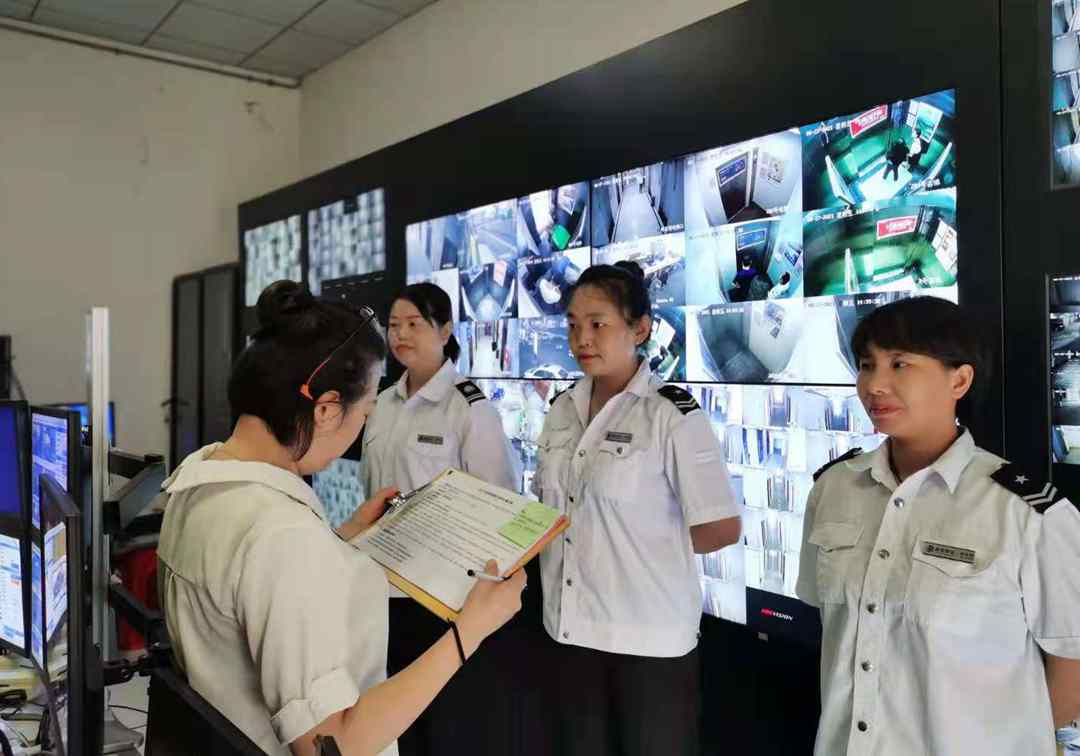 7.監(jiān)控崗位職責(zé)答問_副本.jpg 7.監(jiān)控崗位職責(zé)答問_副本.jpg